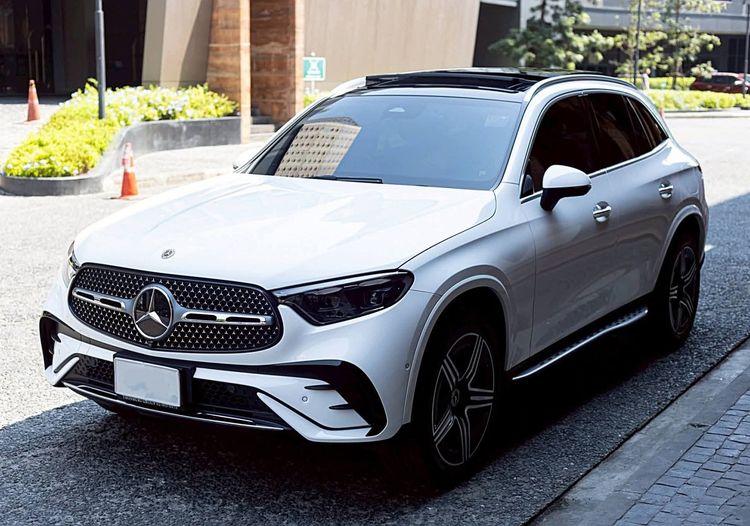 Mercedes-Benz GLC-Class 2025 GLC350e Sedan เบนซิน ไม่ติดแก๊ส เกียร์อัตโนมัติ ขาว รูปที่ 3