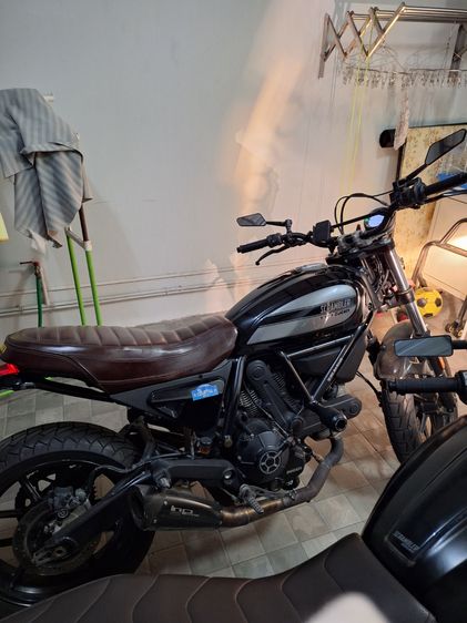 Ducati Scrambler Sixty2