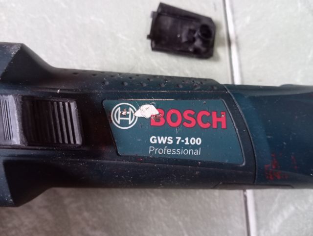 หินเจียรBOSCH GWS 7-100 รูปที่ 2