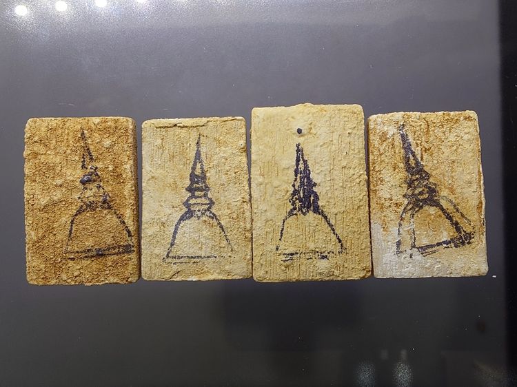 พระสมเด็จบางขุนพรหม ย้อนยุค ชุดกรรม 4 องค์ (แช่น้ำมนต์) ปี2547 กล่องหนังเดิมๆ รูปที่ 4