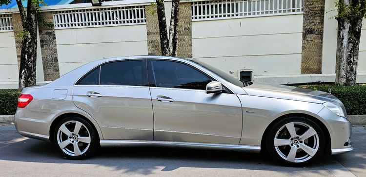 Mercedes-Benz E-Class 2013 E250 CDI Sedan ดีเซล เกียร์อัตโนมัติ เทา รูปที่ 4