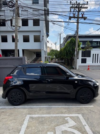 Suzuki Swift 2018 1.2 GA Sedan เบนซิน ไม่ติดแก๊ส เกียร์อัตโนมัติ ดำ รูปที่ 4
