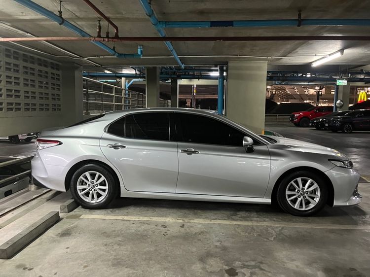 Toyota Camry 2019 2.0 G Sedan เบนซิน เกียร์อัตโนมัติ บรอนซ์เงิน รูปที่ 2