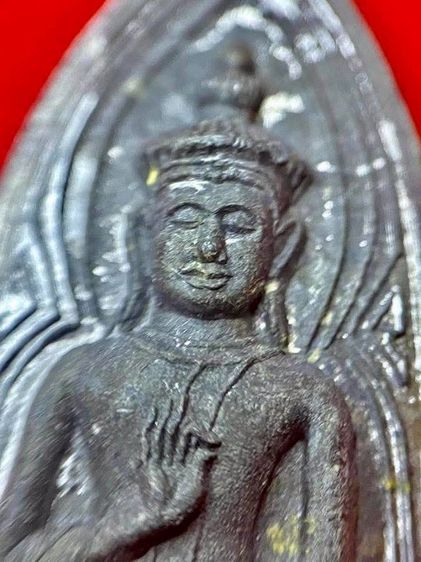 หลวงปู่จ้อย วัดศรีอุทุมพร พระร่วงรางปืน เนื้อชินเงิน ครบรอบ 94 ปี ปี 49 รุ่น ๙ หน้า ปลอดภัยรวย
“ แท้ทันตัว  รูปที่ 2