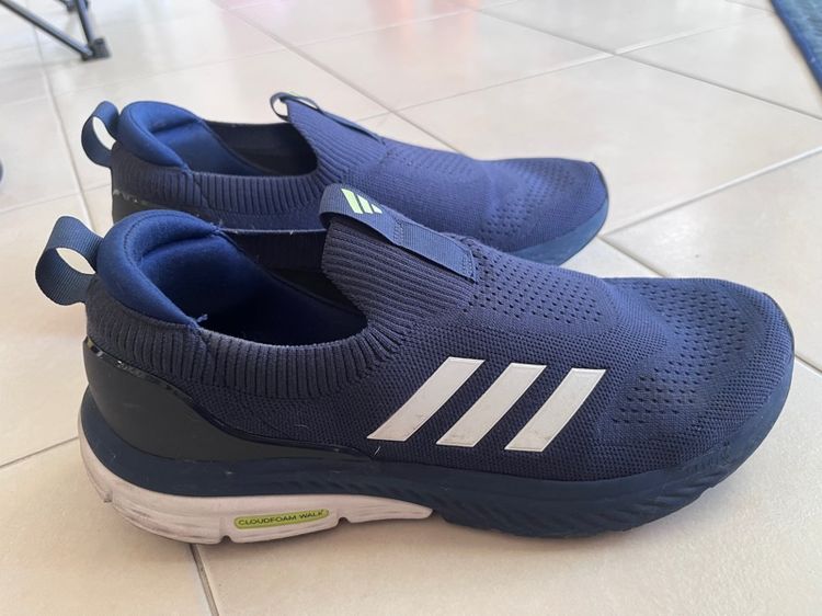 รองเท้าใส่เดิน Adidas ของแท้ สภาพ 90 เปอร์เซนต์บวก ครบกล่องครับ รูปที่ 2