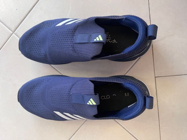 รองเท้าใส่เดิน Adidas ของแท้ สภาพ 90 เปอร์เซนต์บวก ครบกล่องครับ รูปที่ 3