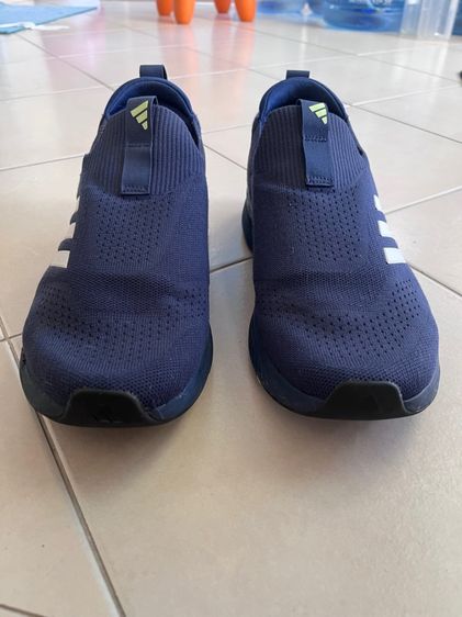 รองเท้าใส่เดิน Adidas ของแท้ สภาพ 90 เปอร์เซนต์บวก ครบกล่องครับ รูปที่ 6