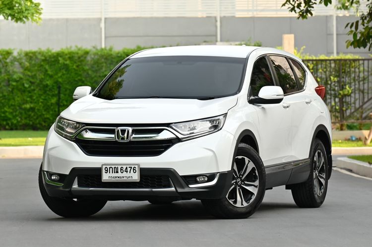 รถ Honda CR-V 2.4 S สี ขาว
