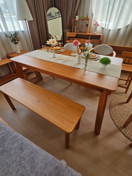 ชุดโต๊ะทานข้าวจากร้าน Maai design ขนาด 150 cm.