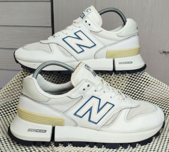 ขาว ผ้าใบ รองเท้าผ้าใบ UK 7 | EU 40 2/3 | US 7.5 รองเท้า💥New Balance RC 1300💥ของแท้‼️พื้นนิ่ม เบา สวยๆ ใช้น้อย.. สภาพใหม่💥ไซร์ 40.5