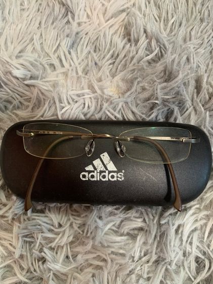 แว่นตา Adidas