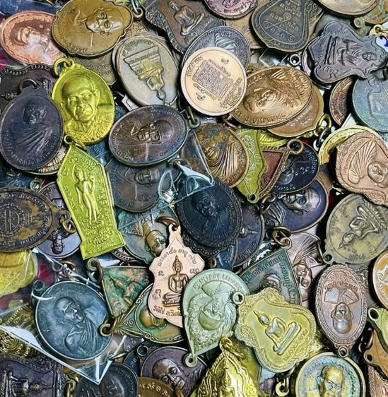 พระผสมรวมจากหลายที่หลายวัด  รูปที่ 8