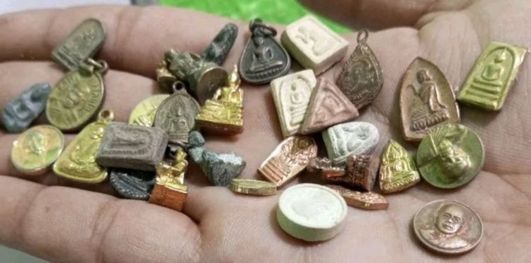 พระผสมรวมจากหลายที่หลายวัด  รูปที่ 3