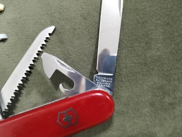 Victorinox Huntsman Swiss Army ขนาด 91 มม. แท้มือสอง เครื่องมือสวยครบคมเดิมไม่ผ่านการลับประกับแน่นกระชับราคา 830.-รวมส่งเก็บเงินปลายทาง รูปที่ 7