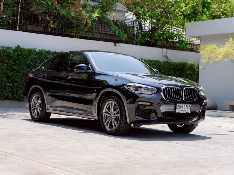 รถ BMW X4 2.0 xDrive20d M Sport 4WD สี ดำ
