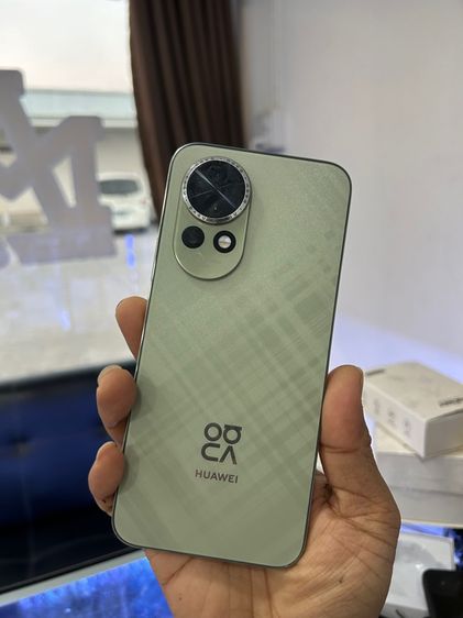 Huawei nova13 แรม12 รอม256 สภาพสวย