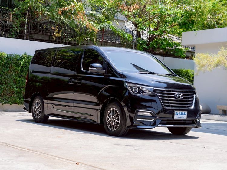 Hyundai H-1  2023 2.5 Elite Utility-car ดีเซล ไม่ติดแก๊ส เกียร์อัตโนมัติ ดำ