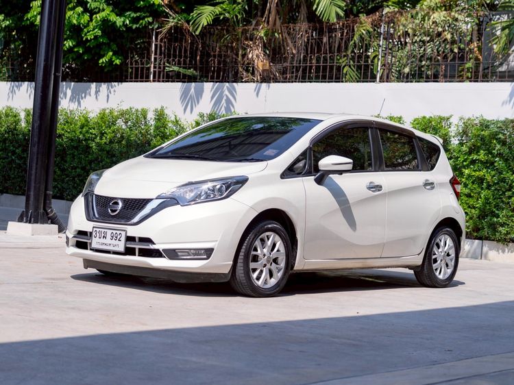 Nissan Note 2017 1.2 VL Sedan เบนซิน ไม่ติดแก๊ส เกียร์อัตโนมัติ ขาว รูปที่ 3
