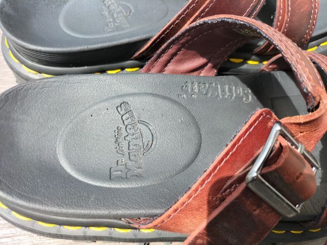 ขายรองเท้าDr. Martens รูปที่ 3