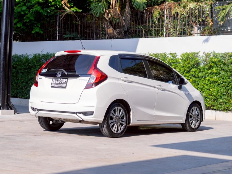 Honda Jazz 2021 1.5 S Sedan เบนซิน ไม่ติดแก๊ส เกียร์ธรรมดา ขาว รูปที่ 4