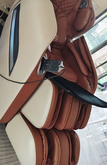 เก้าอี้นวดไฟฟ้าMakoto A309  อายุ 2 ปีสภาพดี  นวดครบทุกฟังค์ชั่น  ประกันมอเตอร์เหลือ รูปที่ 4