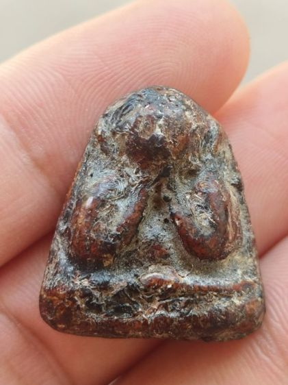 พระปิดตาหลวงพ่อเเก้ววัดเครือวัลย์