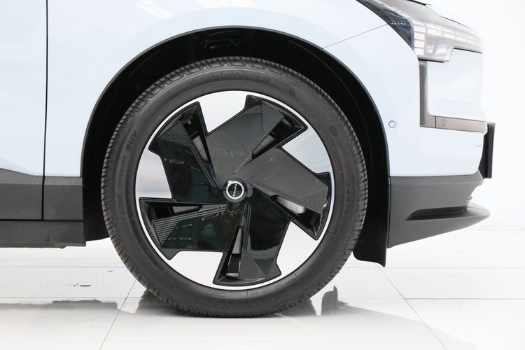 Volvo รุ่นอื่นๆ 2024 รุ่นย่อยอื่นๆ Sedan ไฟฟ้า ไม่ติดแก๊ส เกียร์อัตโนมัติ ฟ้า รูปที่ 3