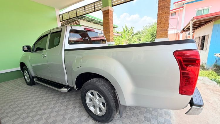 Isuzu D-MAX 2016 1.9 Hi-Lander Ddi Pickup ดีเซล เกียร์ธรรมดา บรอนซ์เงิน รูปที่ 3
