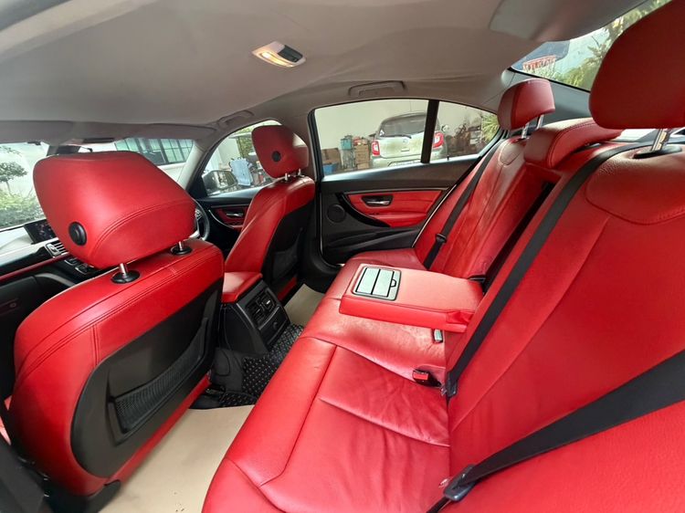 BMW Series 3 2014 320d Sedan ดีเซล ขาว รูปที่ 2