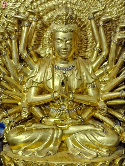 กวนอิมทองเหลืองปิดทองเก่า รูปที่ 6