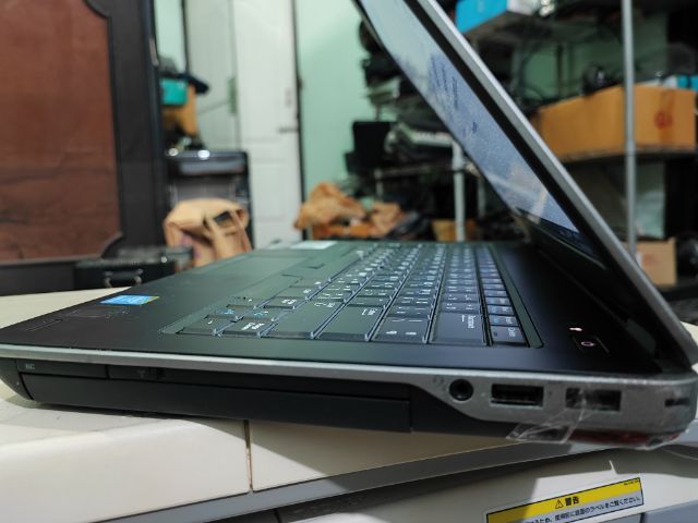 Dell latitude E6440 i5 FullHD ssd128 สภาพพร้อมใช้ รูปที่ 7