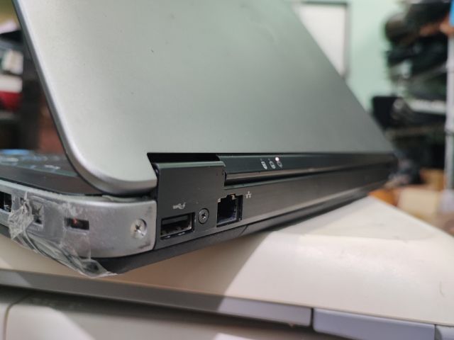 Dell latitude E6440 i5 FullHD ssd128 สภาพพร้อมใช้ รูปที่ 6