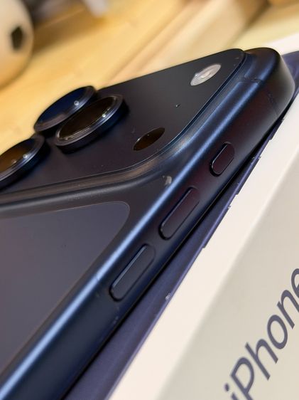 ขายด่วน iPhone 17 Pro 256 Gb. ประกันศูนย์ รูปที่ 3