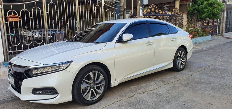 Honda Accord 2020 1.5 Turbo EL Sedan เบนซิน เกียร์อัตโนมัติ ขาว รูปที่ 2