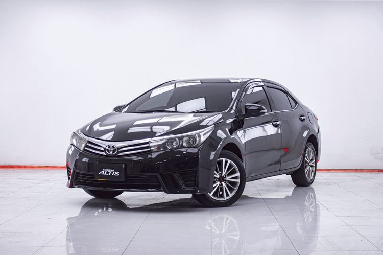รถ Toyota Altis 1.6 G สี ดำ