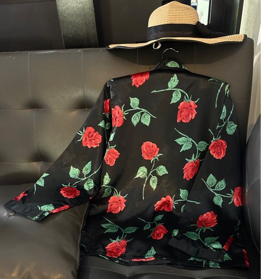 เสื้อแขนยาวมือสองผ้าซาติน รูปที่ 2