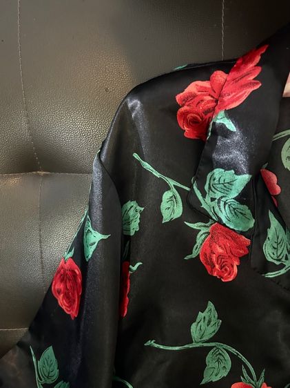 เสื้อแขนยาวมือสองผ้าซาติน รูปที่ 3