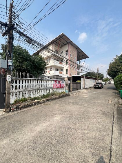 ขายบ้านเดี่ยว ชั้นเดียว 77 วา ย่านลาดพร้าว โชคชัย4 วังหิน สภาพแวดล้อมดี