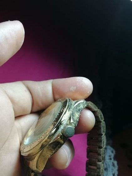 นาฬิกาข้อมือผู้ชายสีทอง ราคารวมส่งครับ รูปที่ 3