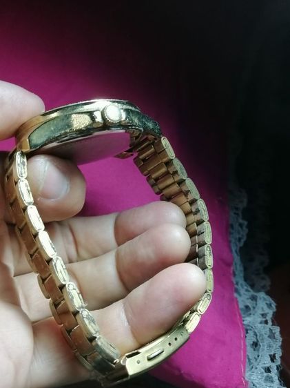 นาฬิกาข้อมือผู้ชายสีทอง ราคารวมส่งครับ รูปที่ 6