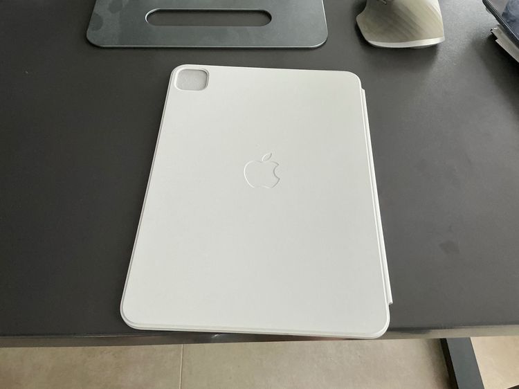 Smart Folio iPad Pro 11” (M4) สีขาว ของแท้ Apple เหมือนใหม่ รูปที่ 2