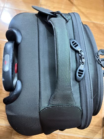กระเป๋าเดินทางล้อลาก TUMI TECH เป็นกระเป๋าเดินทาง กระเป๋าสำหรับธุรกิจ รูปที่ 5