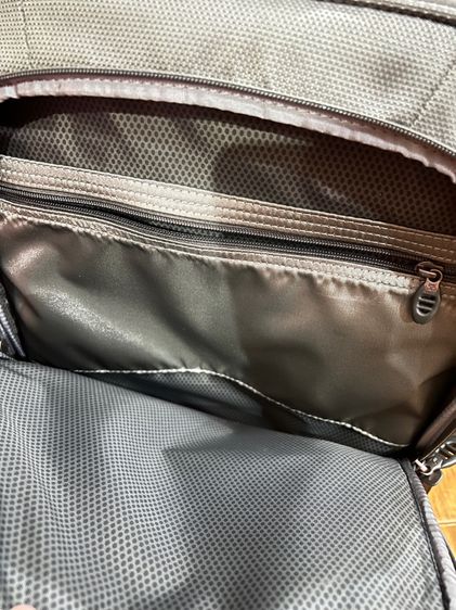 กระเป๋าเดินทางล้อลาก TUMI TECH เป็นกระเป๋าเดินทาง กระเป๋าสำหรับธุรกิจ รูปที่ 12