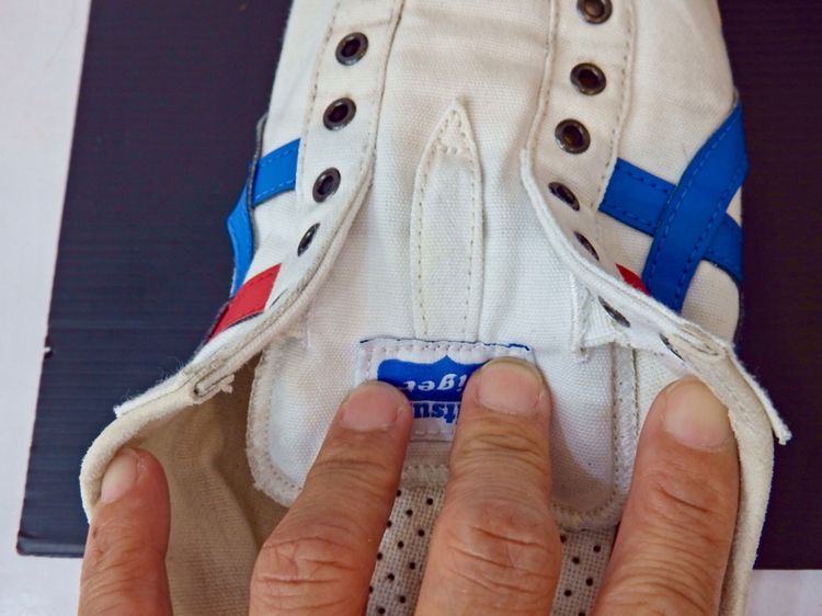 Onitsuka Tiger MEXICO 66 SLIP ON สี WhiteTricolor ไซร์27cm แท้สวยๆ สภาพดี890 บาท รูปที่ 13