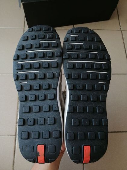 รองเท้า NIKE พื้นวัฟเฟิล SIZE 10.5us ส่งฟรีครับ รูปที่ 4