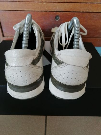 onitsuka​ tiger​ size 42 ส่งฟรีครับ รูปที่ 8