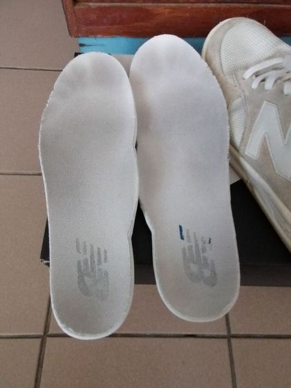 new balance​ 300 size 7.5 us ส่งฟรีครับ รูปที่ 9