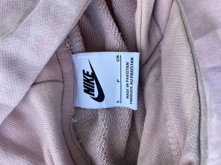 Nike Mini Swoosh Hoodie Pink Pullover Minimal รูปที่ 3