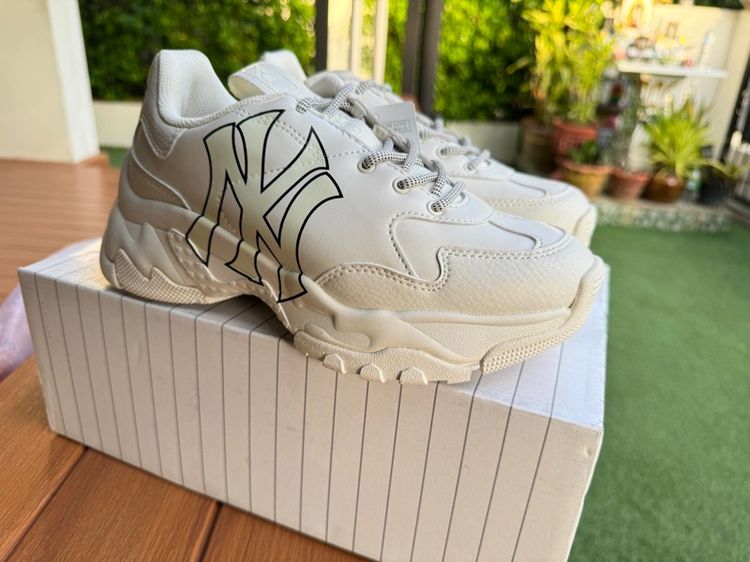 รองเท้าMLB มือสองสภาพดีมาก รูปที่ 11