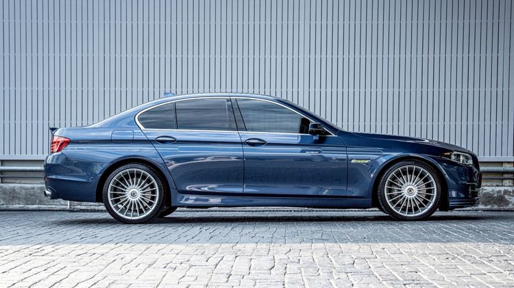BMW Series 5 2016 520d Sedan ดีเซล ไม่ติดแก๊ส เกียร์อัตโนมัติ น้ำเงิน รูปที่ 4